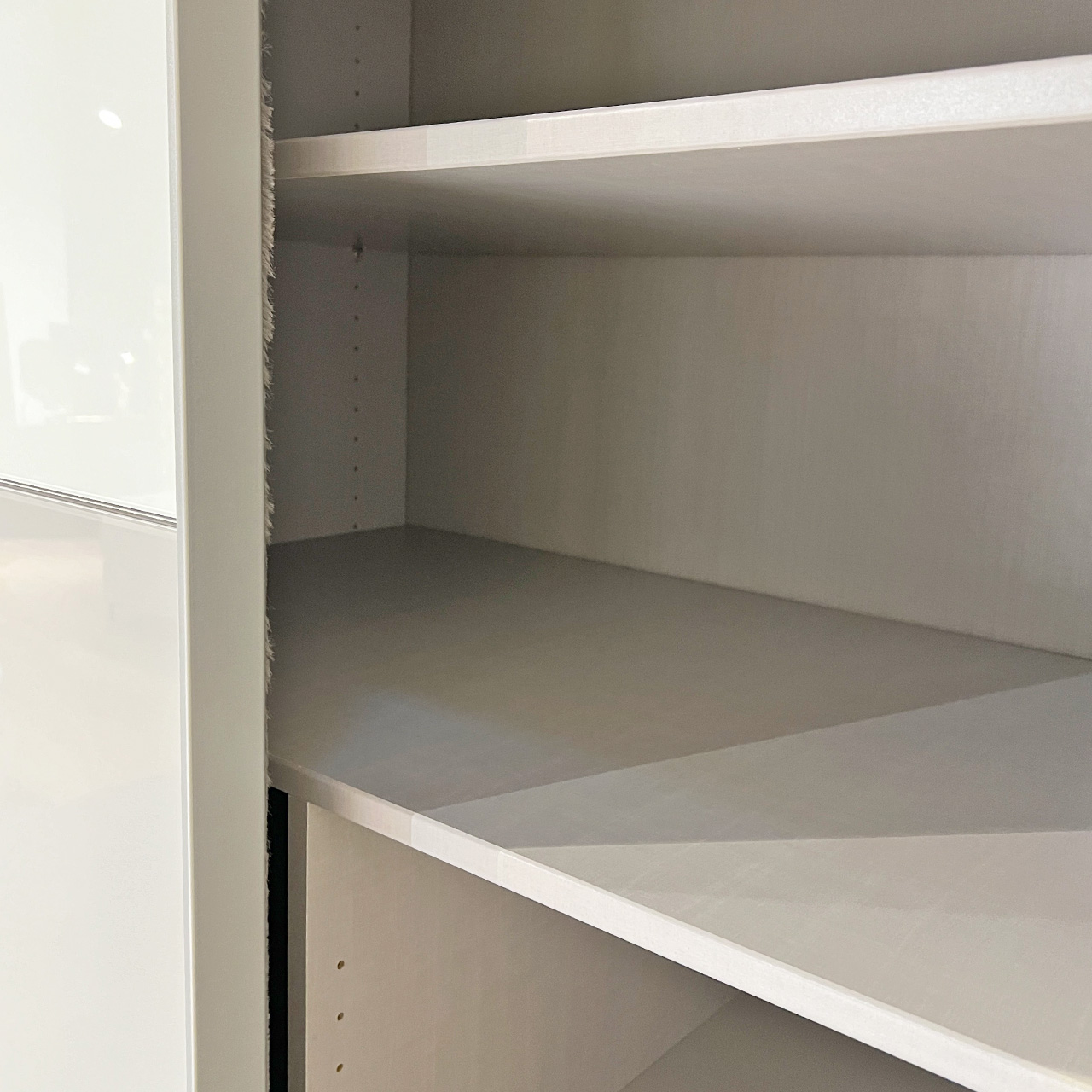 Schwebetürenschrank ONE 320